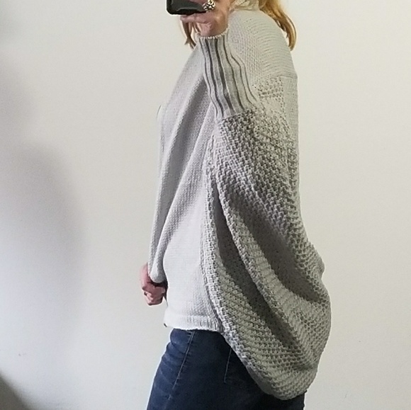 Batwing Knited Cardigan - Picture 7 of 8